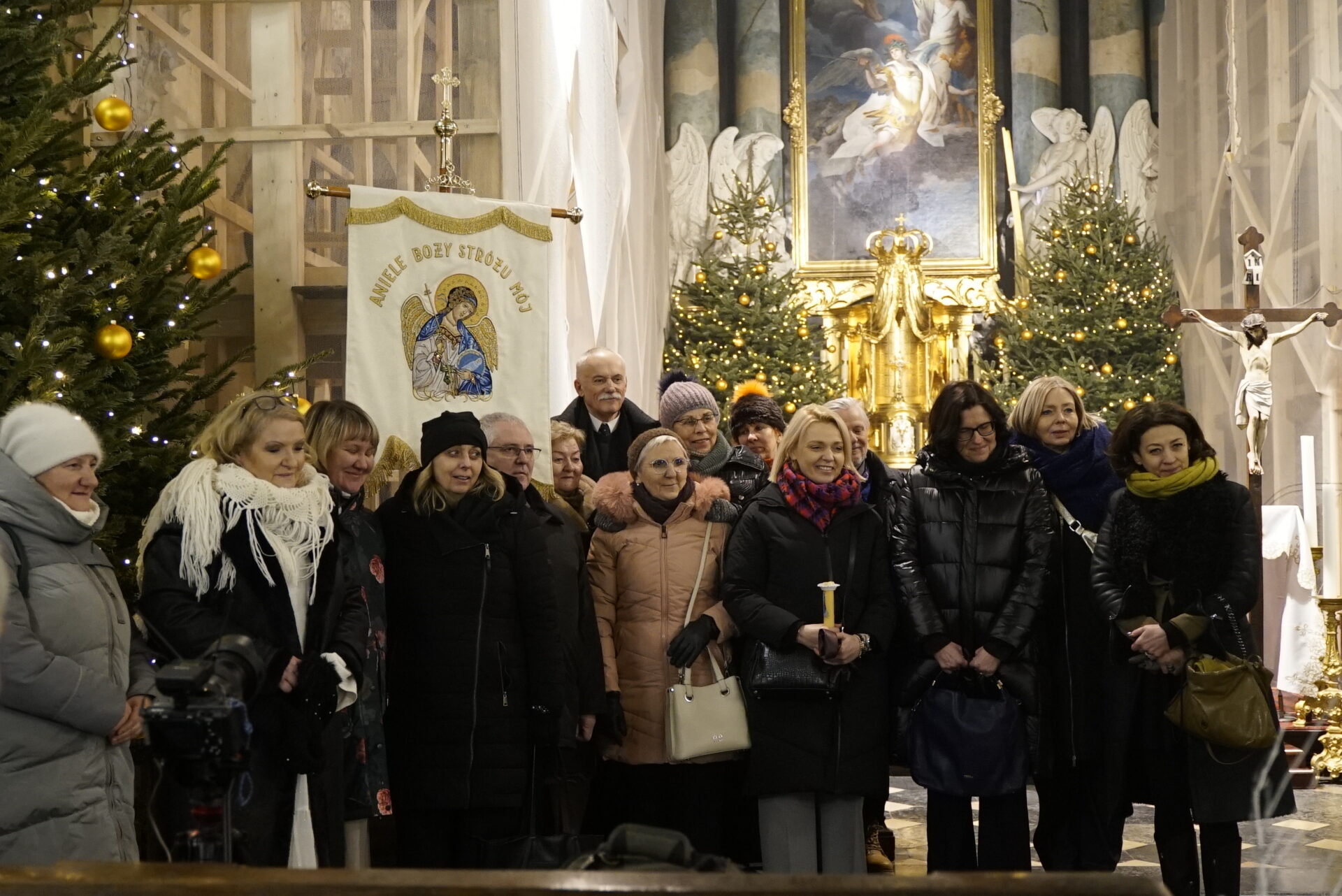 400 LAT POD OPIEKĄ ANIOŁÓW STRÓŻÓW